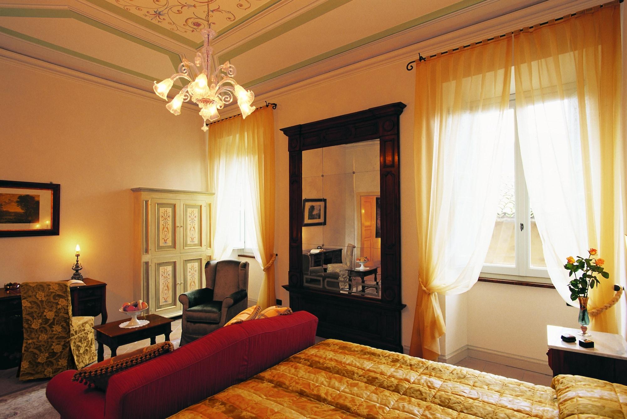 Отель Palazzo Leti Residenza D'Epoca Сполето Экстерьер фото