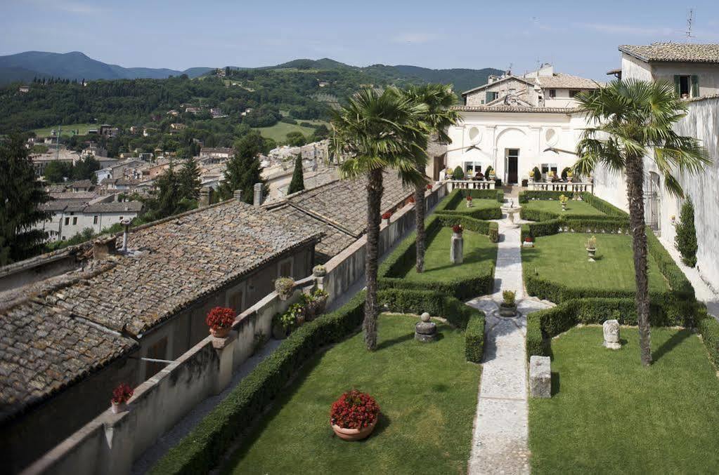 Отель Palazzo Leti Residenza D'Epoca Сполето Экстерьер фото